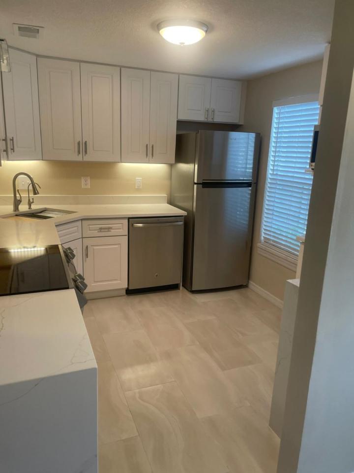 Coastal Townhome In Jupiter 1 Mile To Beach! Exterior photo